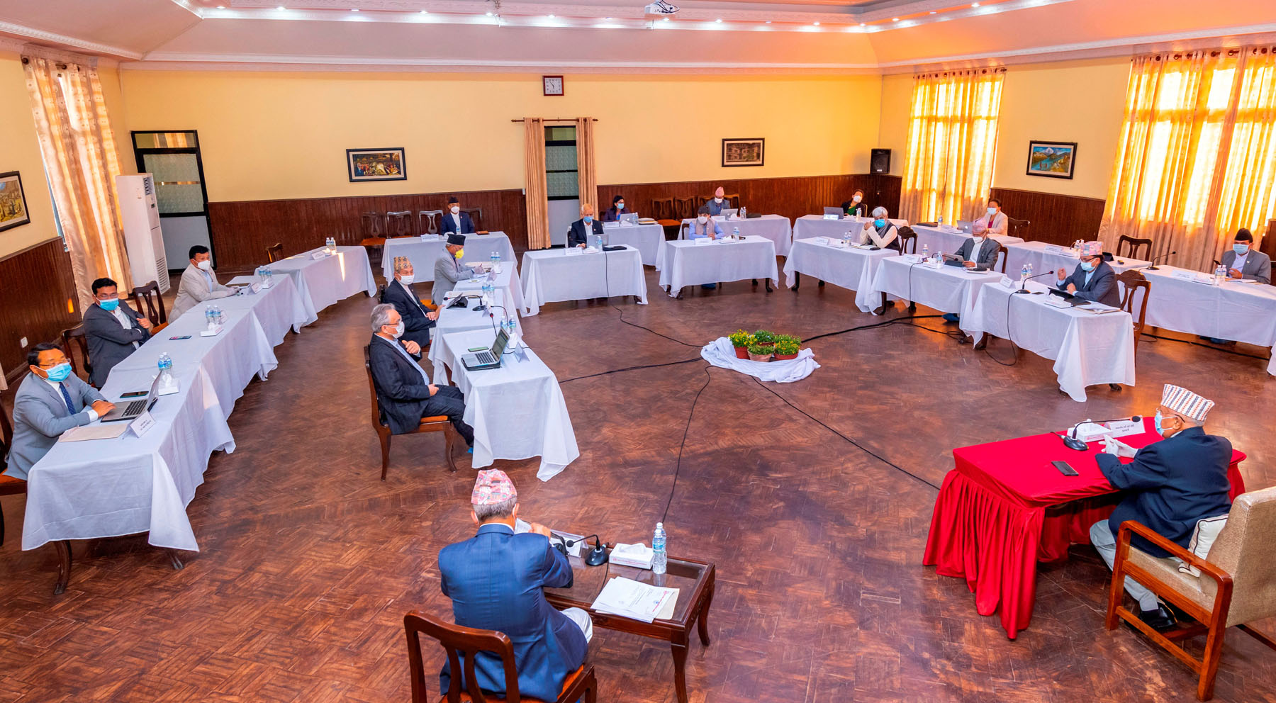 दुई सिफ्टमा सरकारी कार्यालय खोल्ने सरकारको तयारी