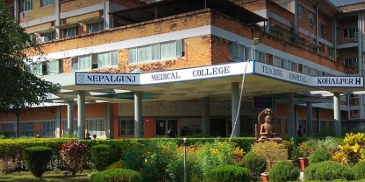 अछामकी कोरोना संक्रमित महिलाको आन्द्राको शल्यक्रिया सफल