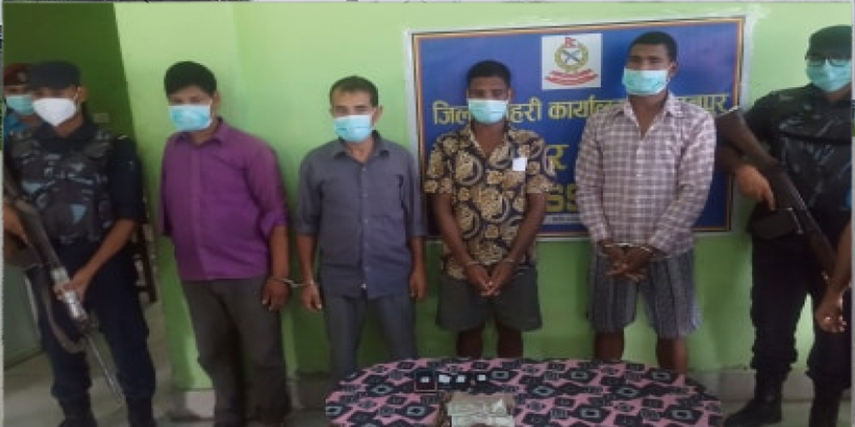 कञ्चनपुरमा  दम्पत्ती हत्या घटनामा संलग्न  ४ जना प्रहरीद्वारा पक्राउ
