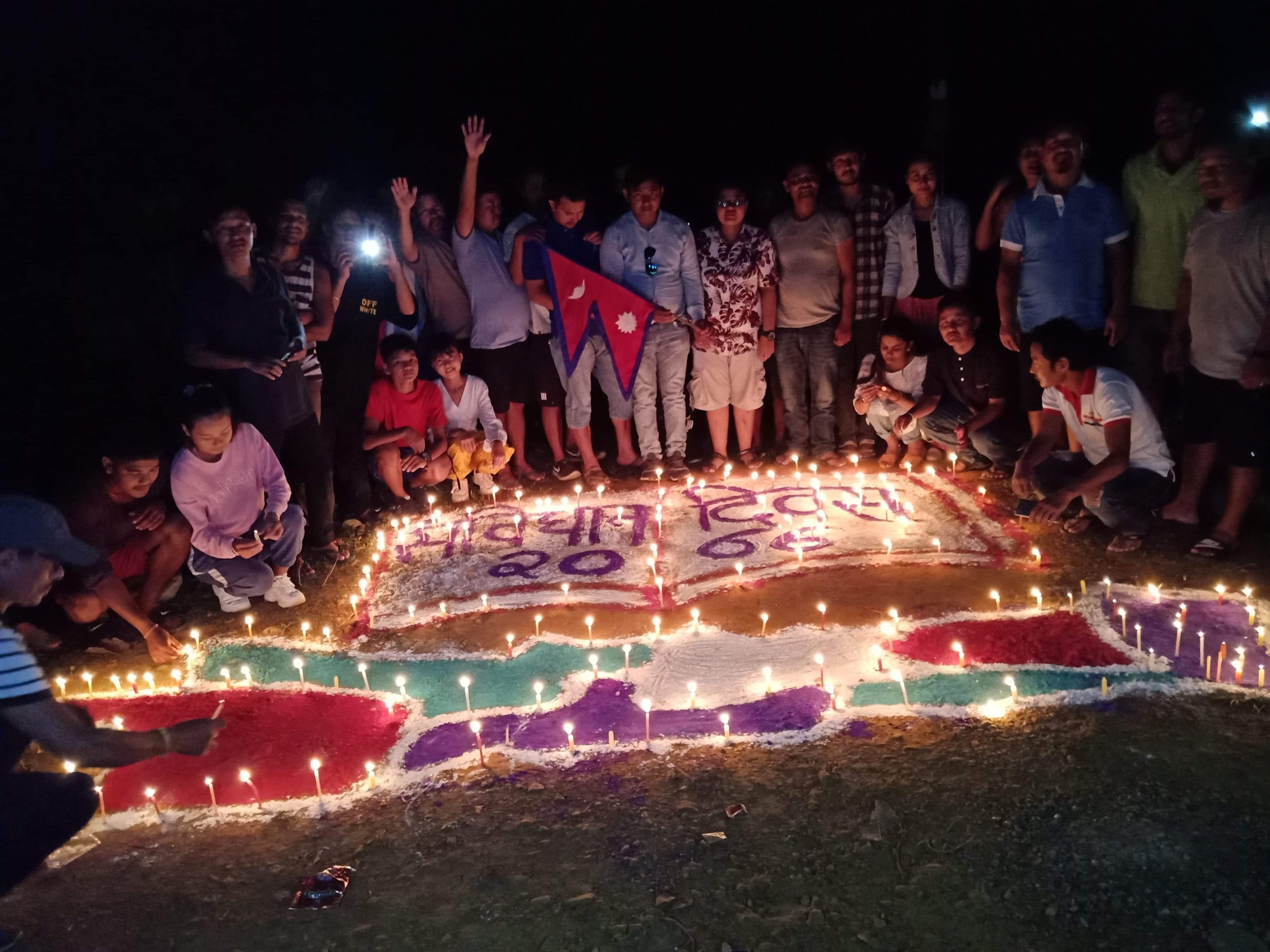 छैठौं संविधान दिवसको अवसरमा तरुण दल केराबारीद्वारा दिप प्रज्वलन